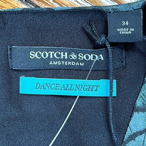 Scotch and Soda Midi Flounce Dress, green feathers print. Size 34 (US 4). - Picture 2 of 16